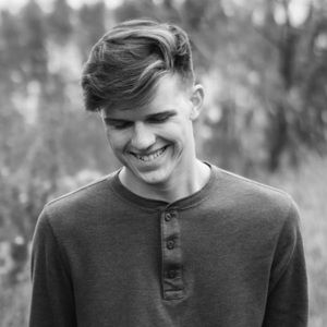 Meet your Posher, Eli